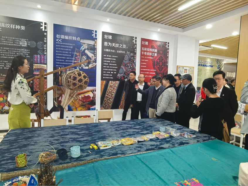 70f4ed078e044e4180c02c42433b29d1.png 70f4ed078e044e4180c02c42433b29d1.png